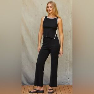 NWT Crescent Knit 2 Piece Set, Size S